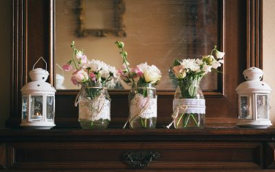 Pink Fur and flowers – Tuscan wedding for 50.